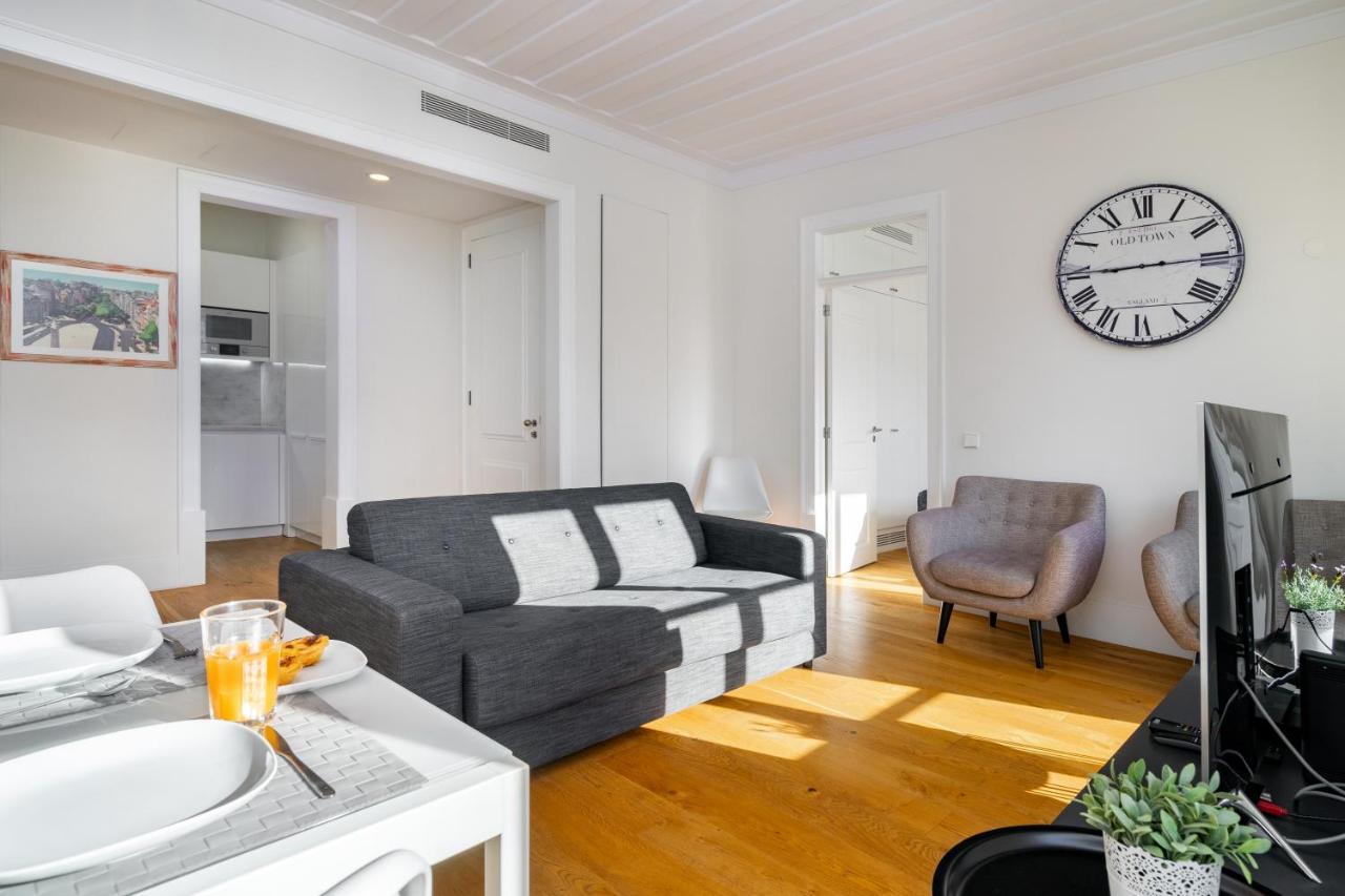 Whome Restauradores Deluxe W/ Elevator & Ac Perfect For Families & Friends Apartment *
